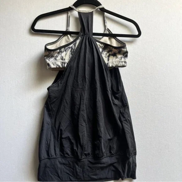 Lululemon Athletica no limit built in sports bra tank top Sz S - Picture 2 of 6